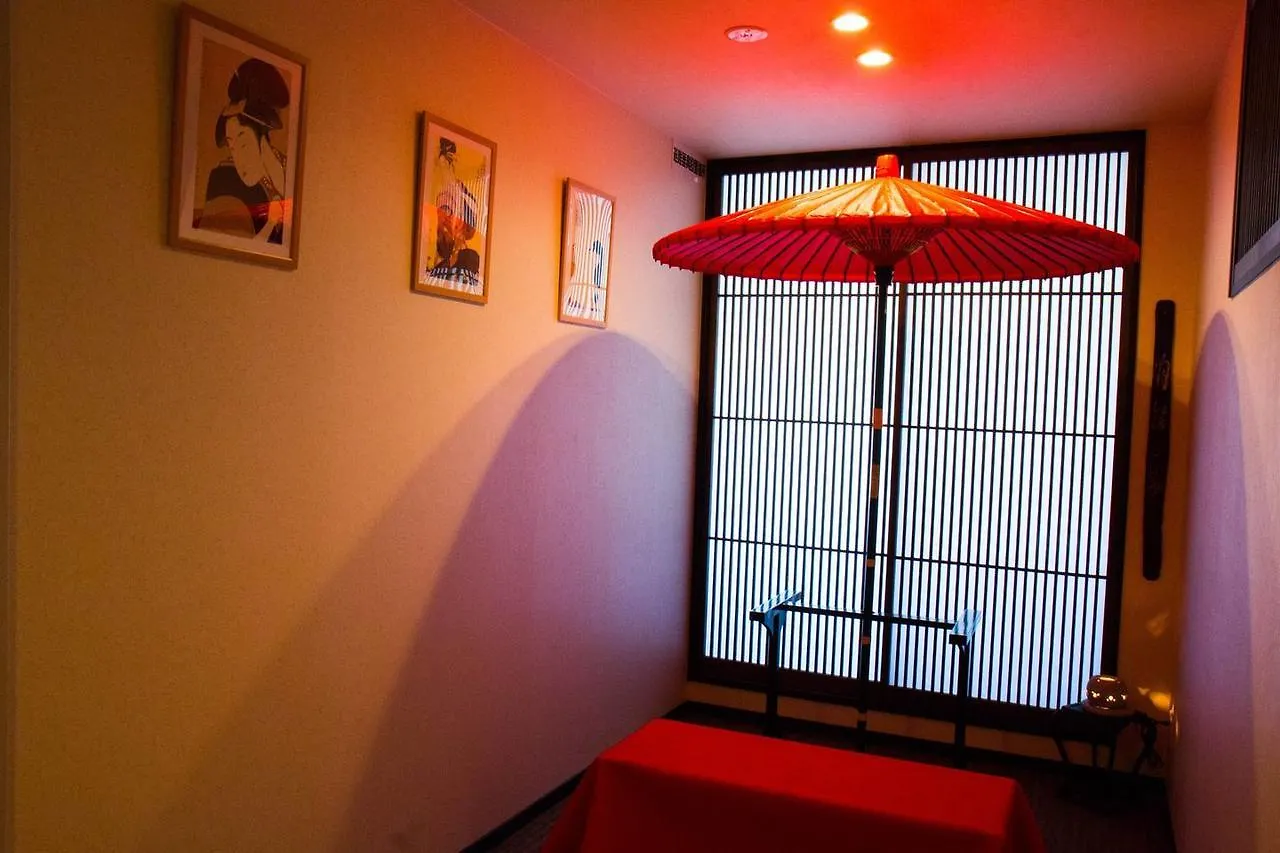 カプセルホテル京都