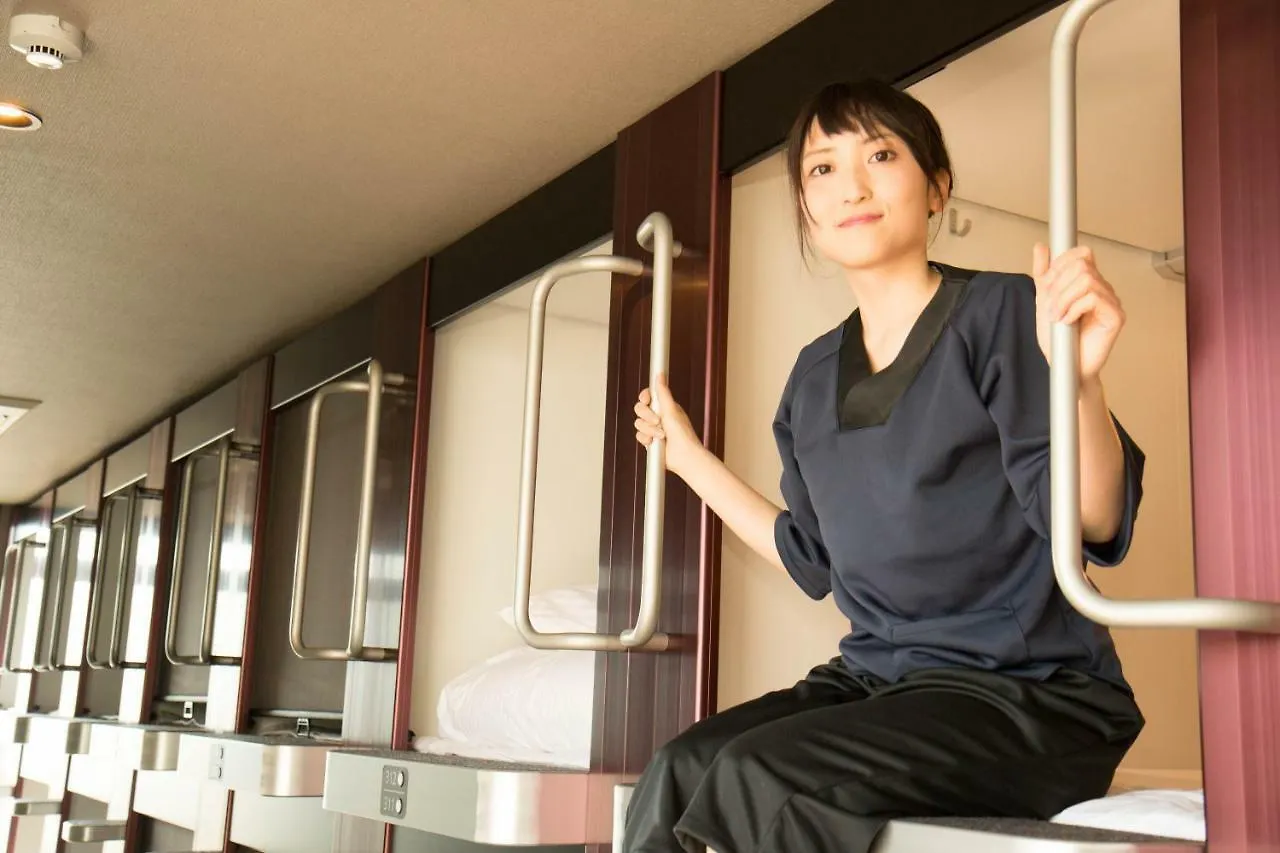 Capsule hotel Caphotel Kyoto