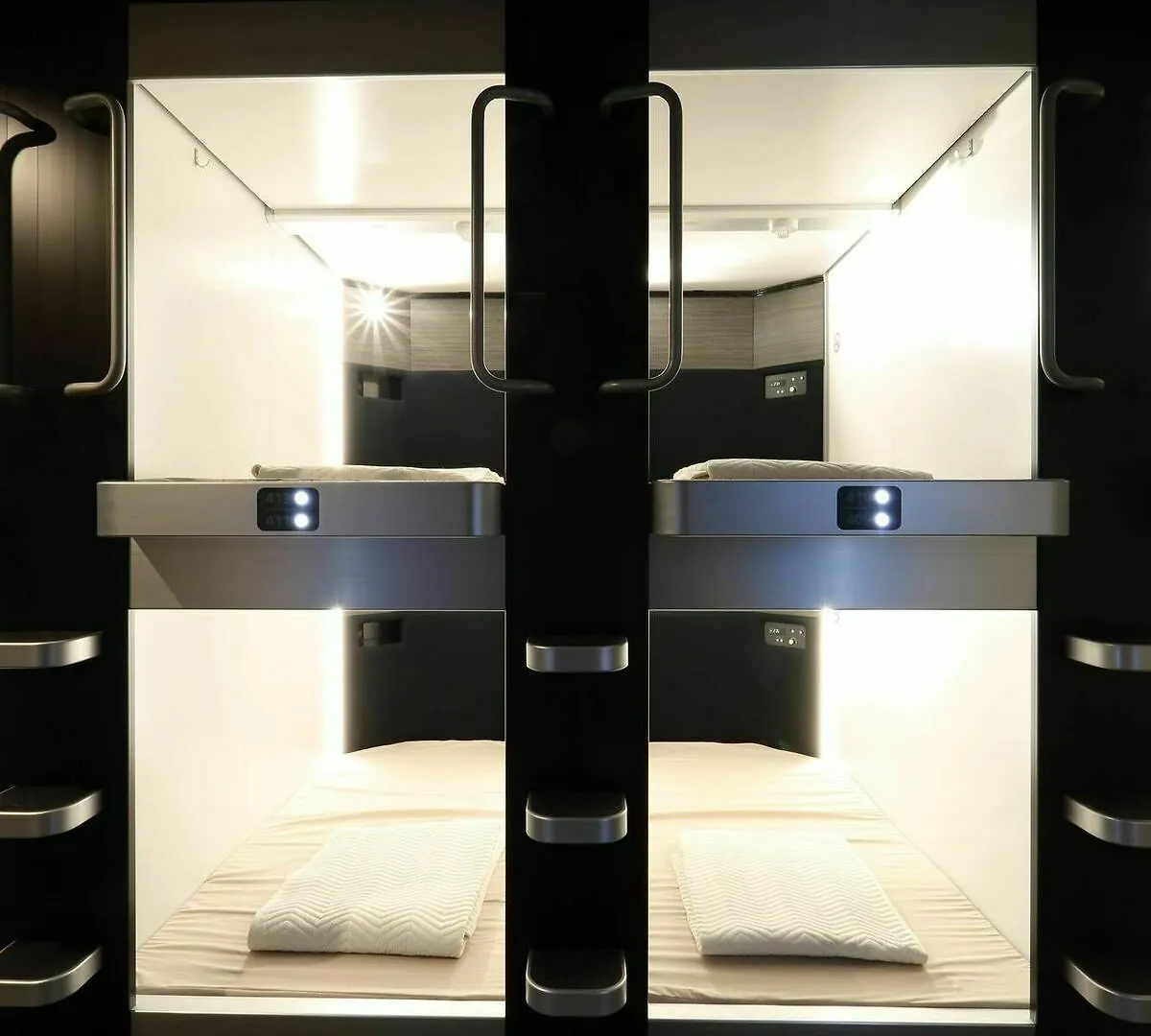 Caphotel Kyoto 2*,